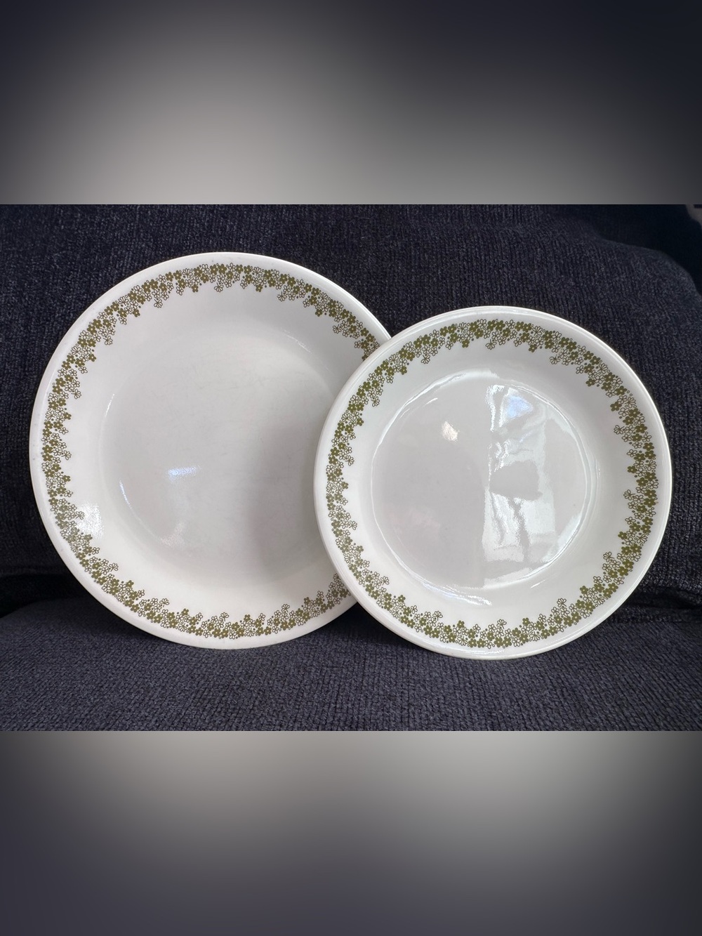 Corelle Crazy Daisy Spring Blossom Plates - Set of 4 Dinner and Salad
